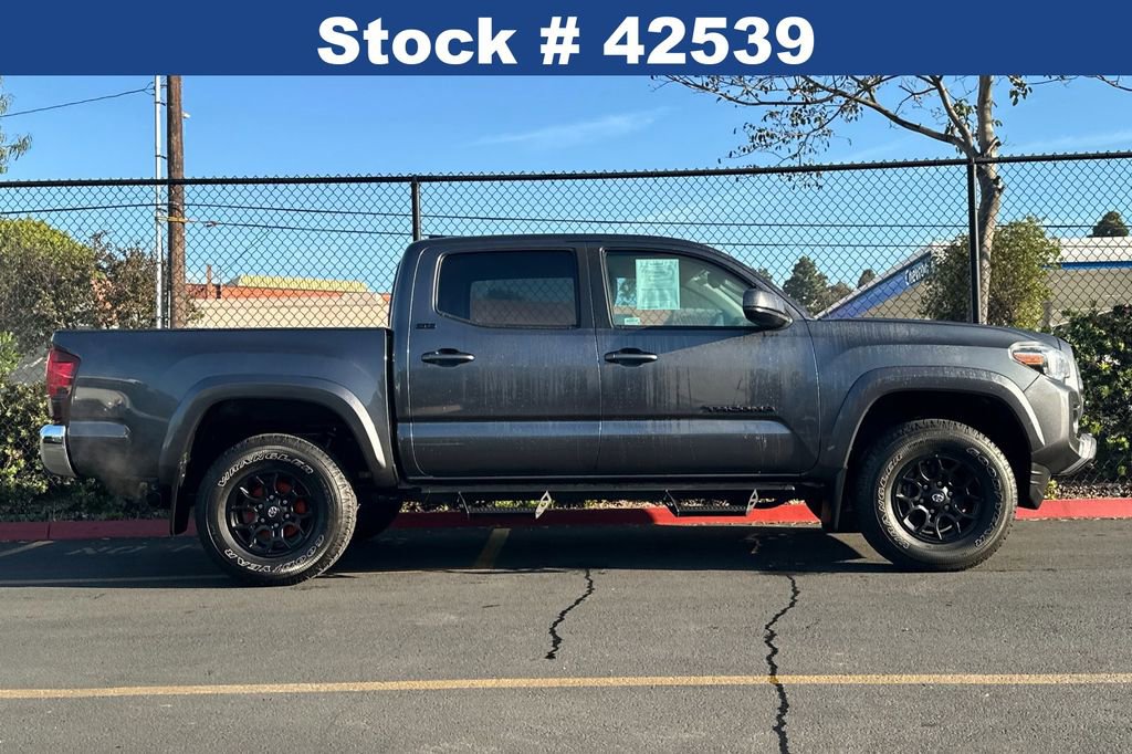 Used 2021 Toyota Tacoma SR5 w/ Blackout Package (TMS) image 4