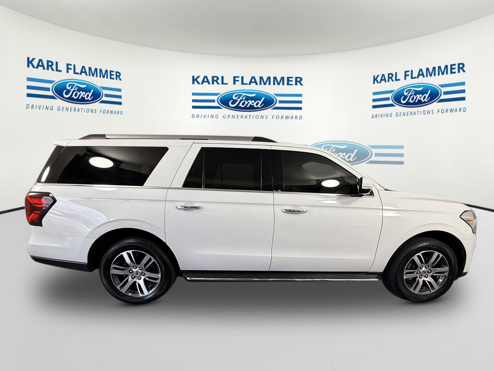 Certified 2023 Ford Expedition Max Limited AWD/4WD image 3