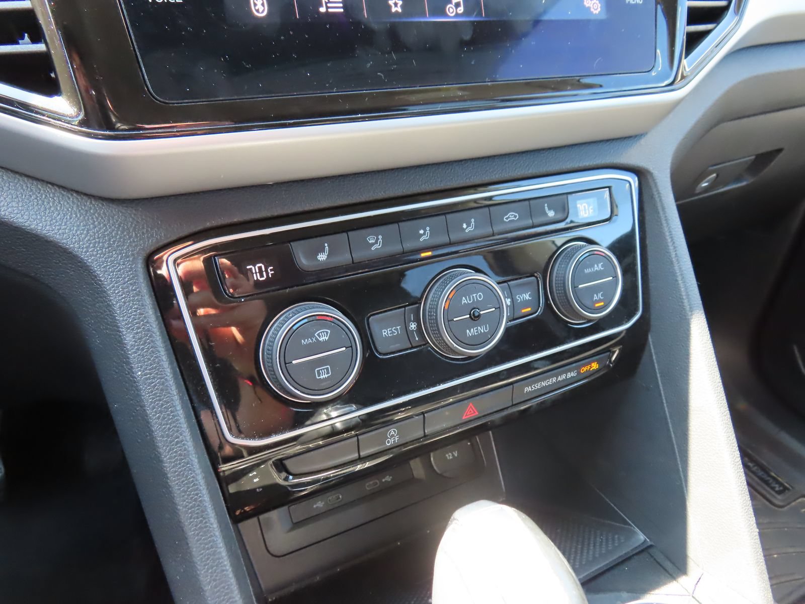 Used 2022 Volkswagen Atlas SE AWD/4WD image 24