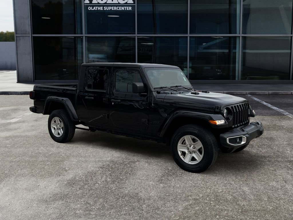 Used 2022 Jeep Gladiator Sport AWD/4WD image 11