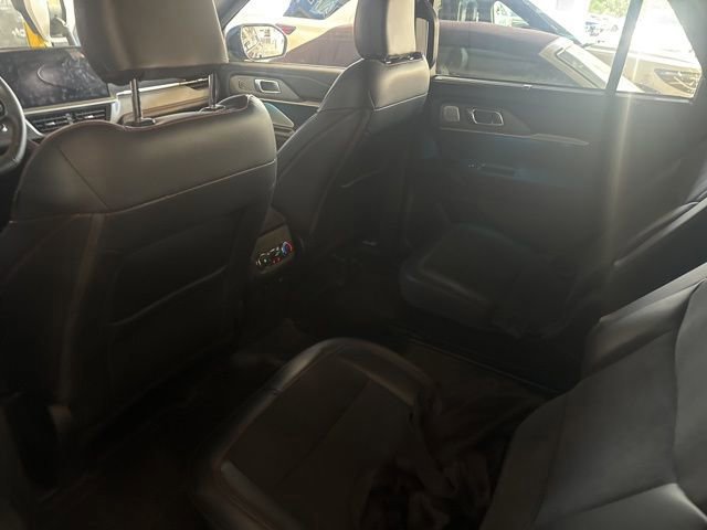 Certified 2025 Ford Explorer ST image 6