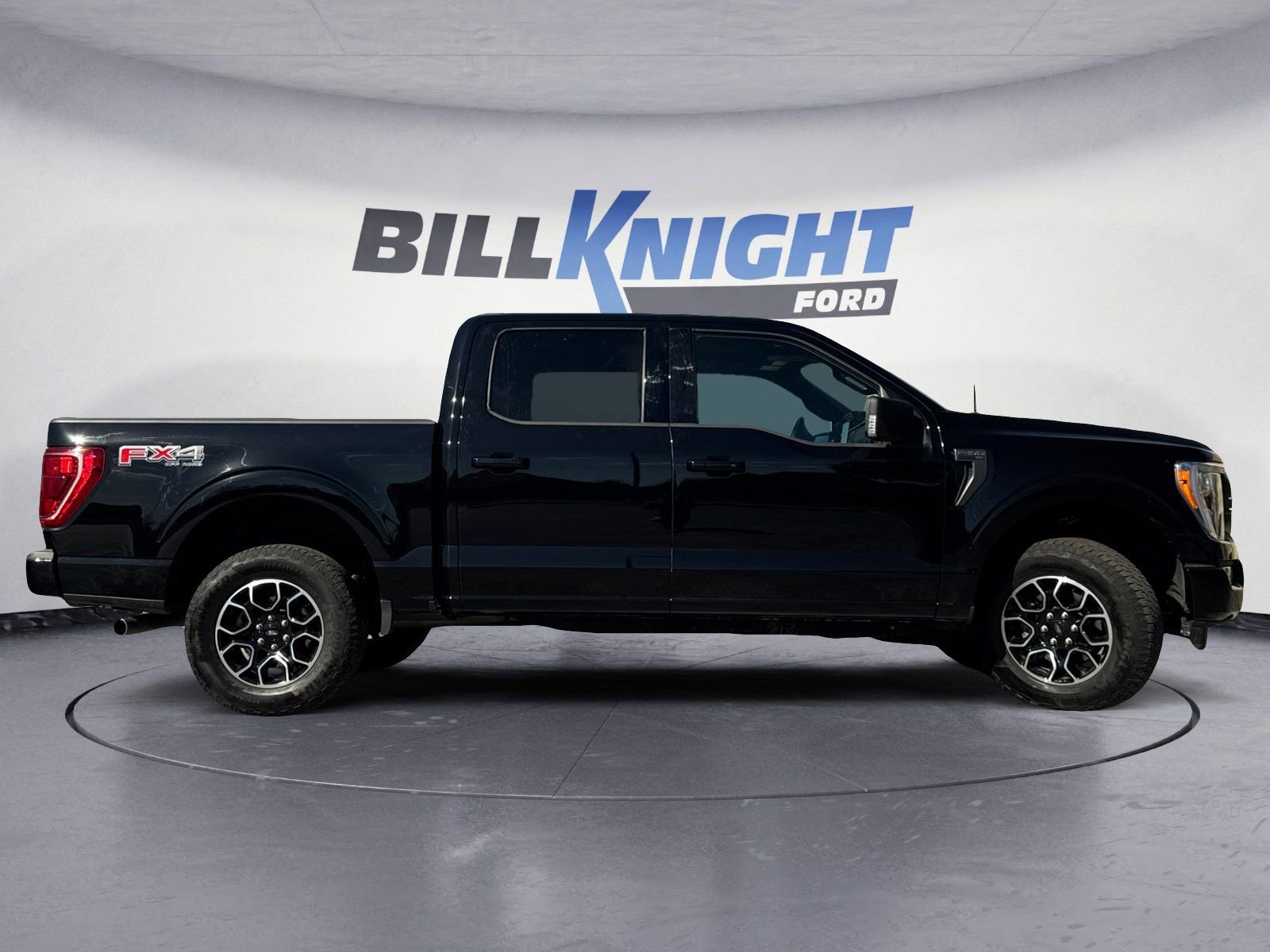 Certified 2022 Ford F150 XLT w/ Equipment Group 302A High image 6