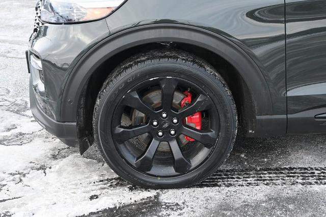 Certified 2022 Ford Explorer ST w/ Equipment Group 401A image 16