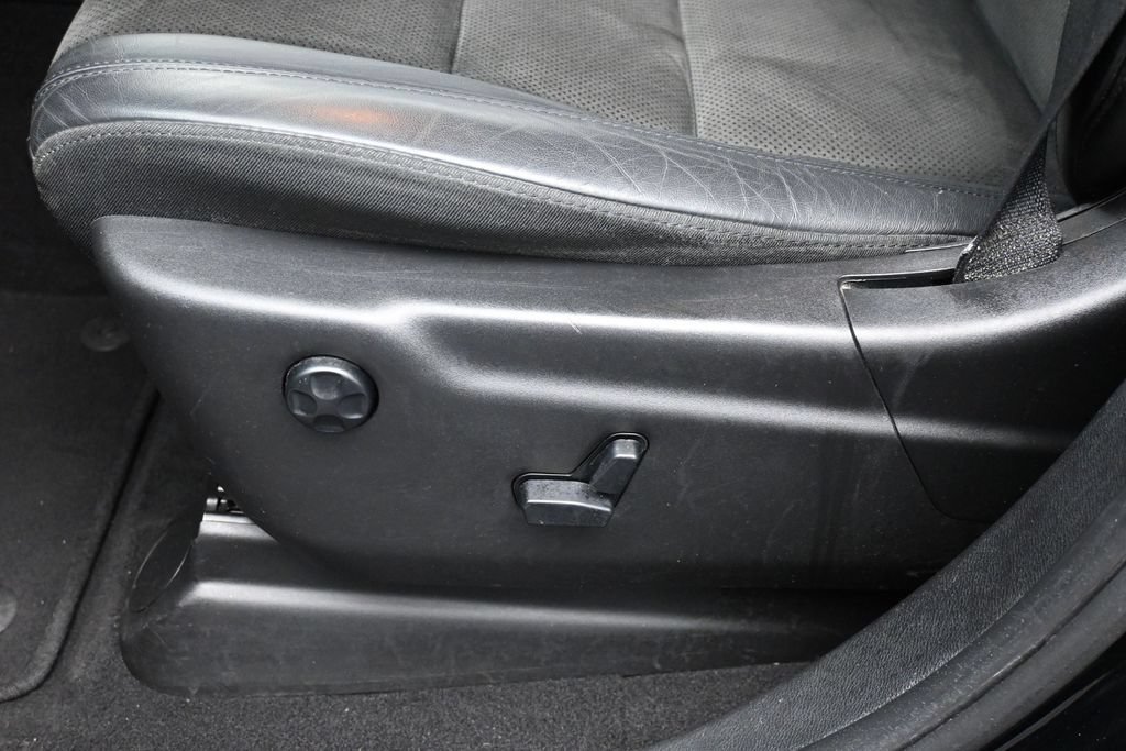 Used 2019 Jeep Grand Cherokee Altitude RWD image 20