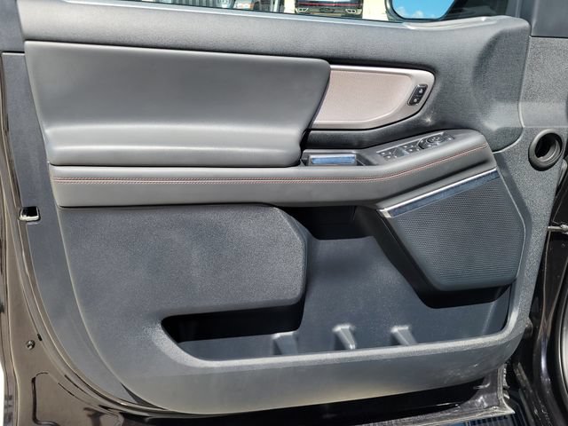 Certified 2025 Ford Expedition Active AWD/4WD image 7