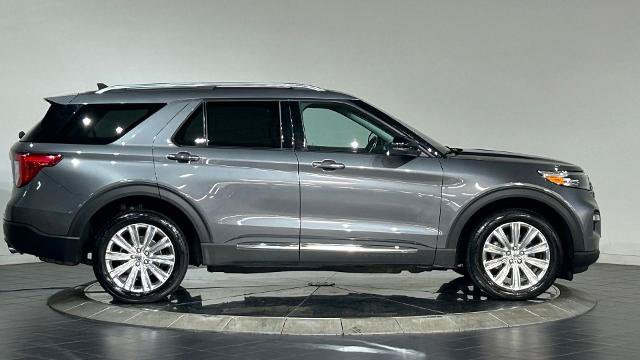 Certified 2022 Ford Explorer Limited w/ Equipment Group 301A AWD/4WD image 11