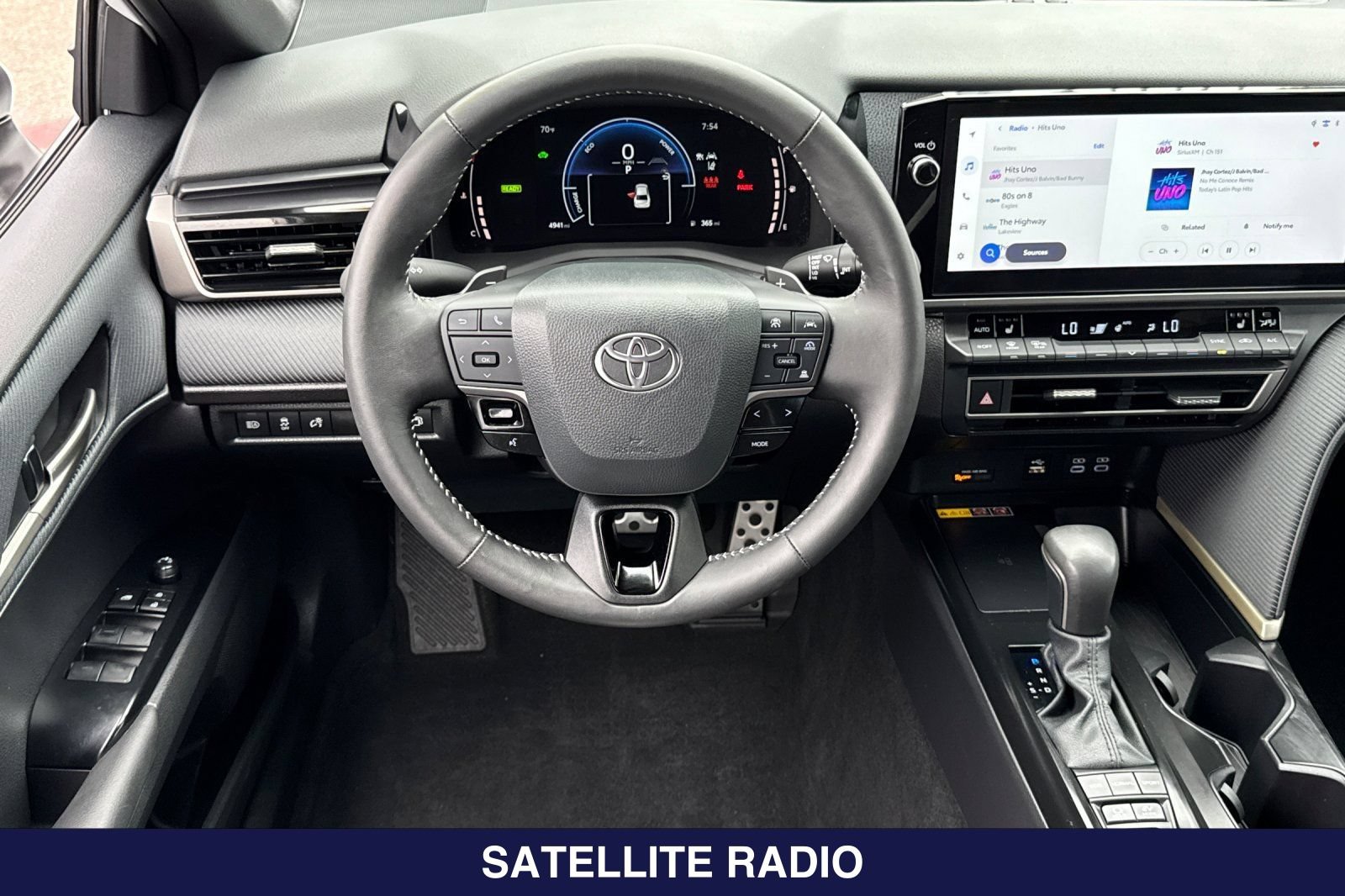 Used 2025 Toyota Camry SE w/ Multimedia Upgrade Package FWD image 16