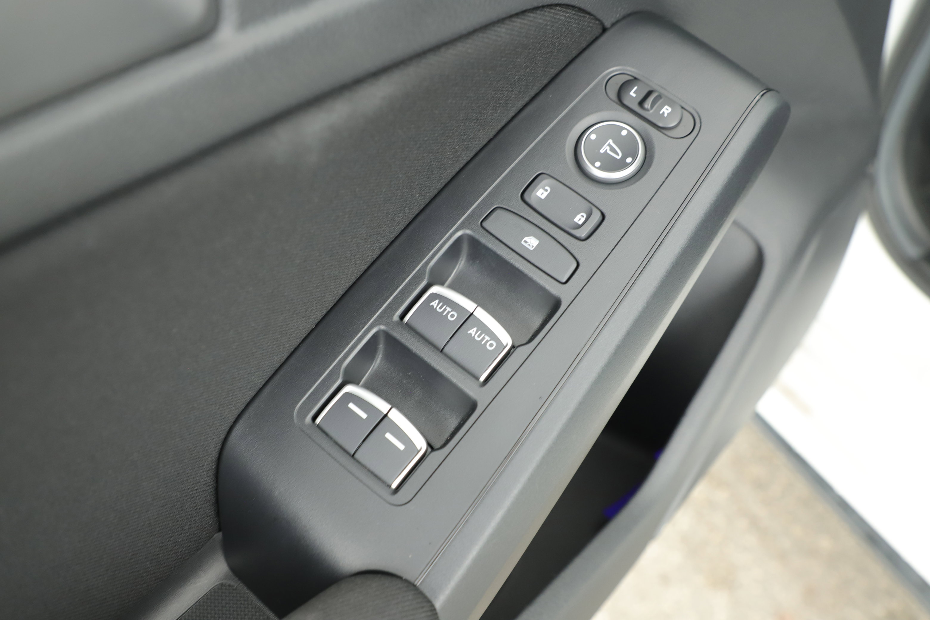 Used 2023 Honda Civic Sport image 7