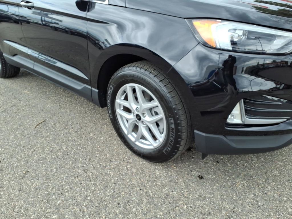 Certified 2023 Ford Edge SEL w/ Convenience Package AWD/4WD image 6