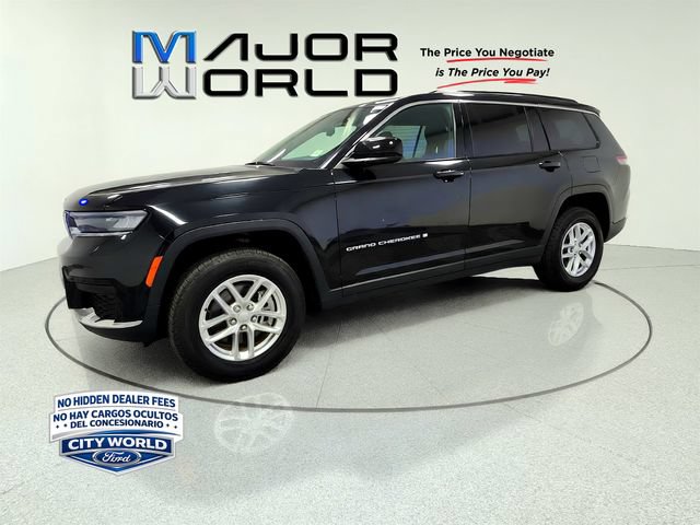 Used 2024 Jeep Grand Cherokee L Laredo RWD image 4