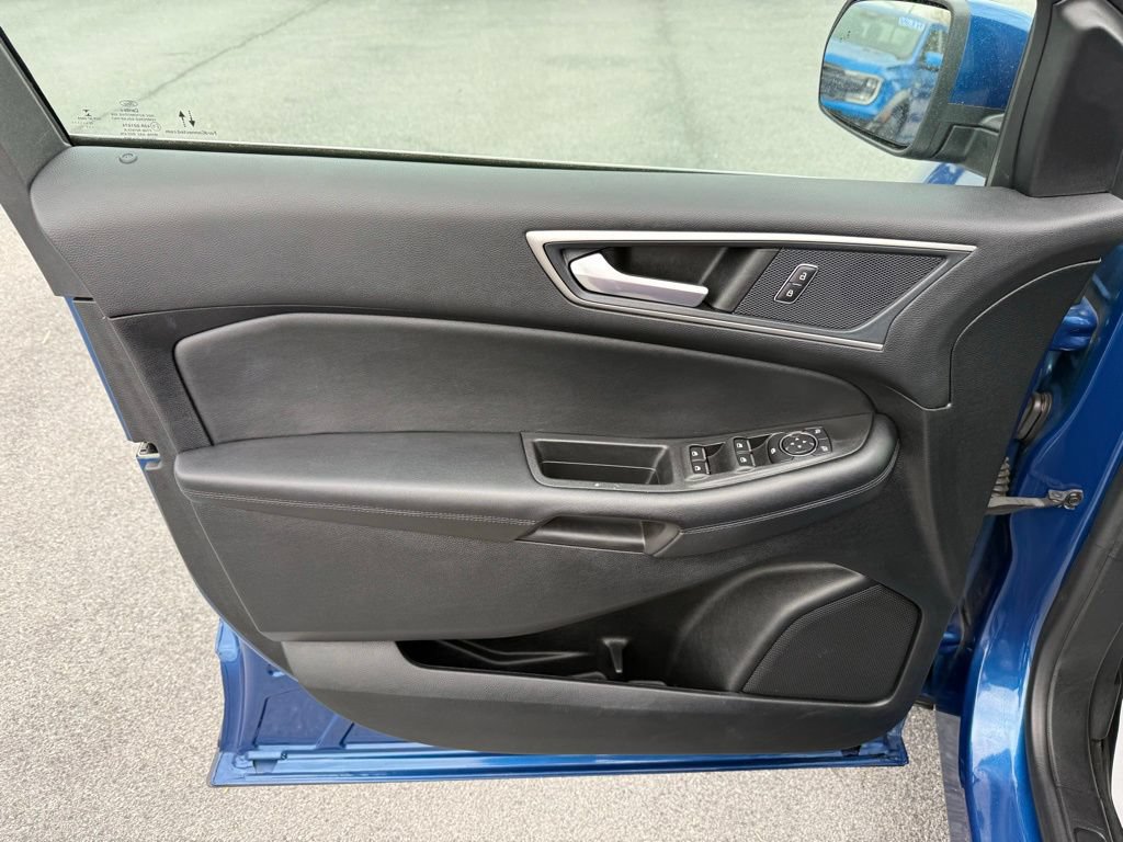 Certified 2022 Ford Edge SEL w/ Convenience Package AWD/4WD image 13