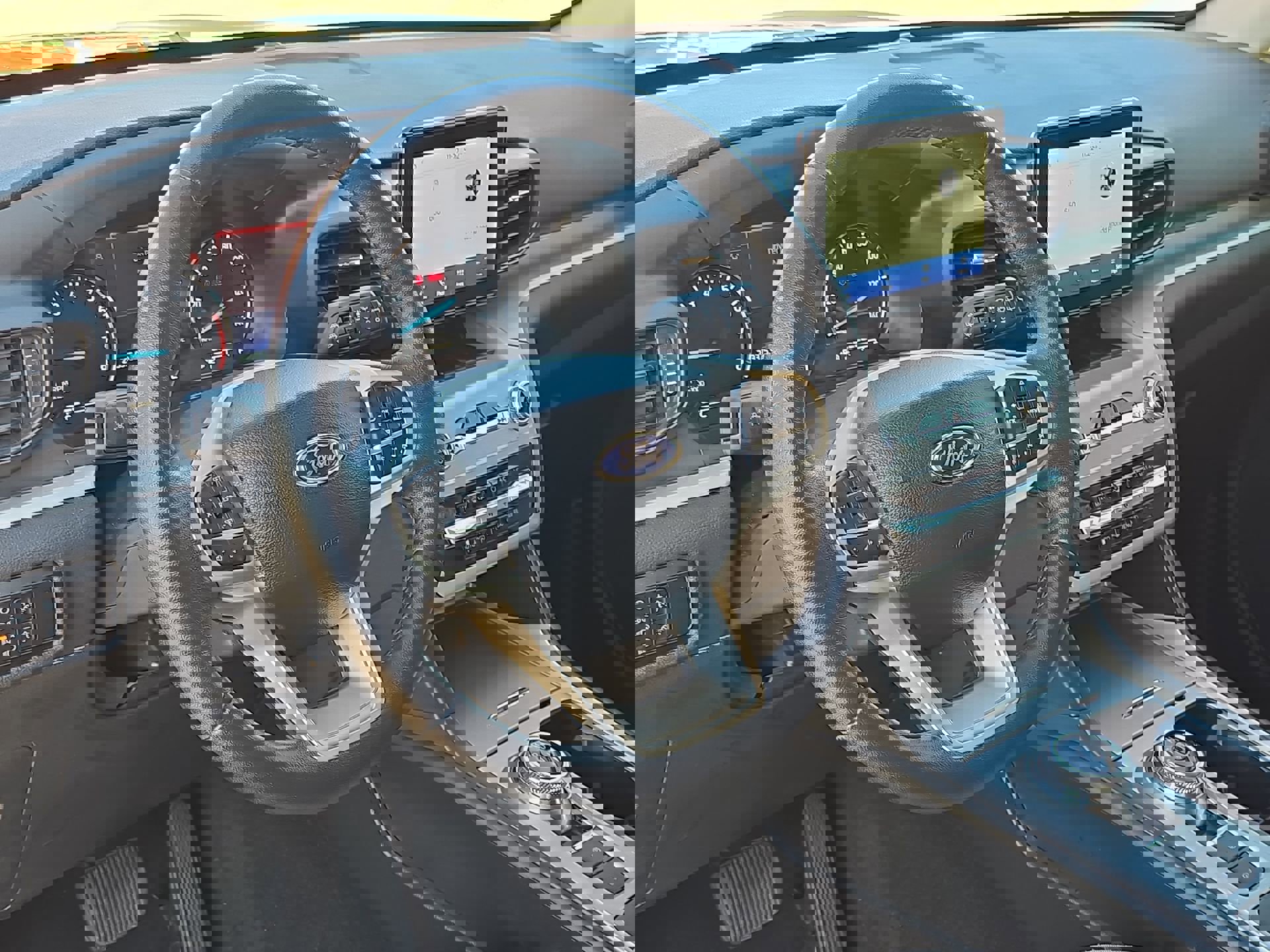 Certified 2023 Ford Explorer XLT image 14