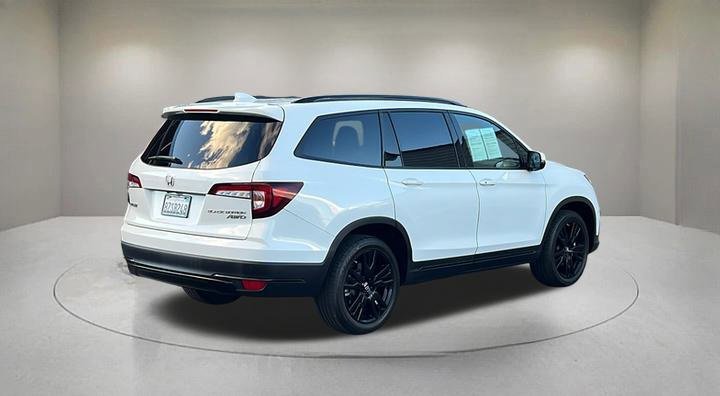 Used 2022 Honda Pilot Black Edition image 2