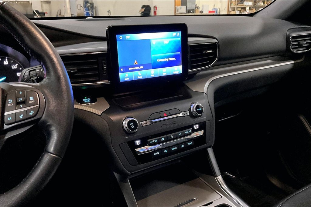 Certified 2020 Ford Explorer XLT w/ Equipment Group 202A AWD/4WD image 6