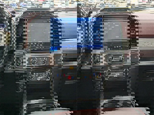 Certified 2022 Ford F250 Platinum w/ FX4 Off-Road Package image 13