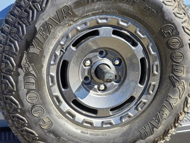 Certified 2022 Ford Bronco Everglades image 8