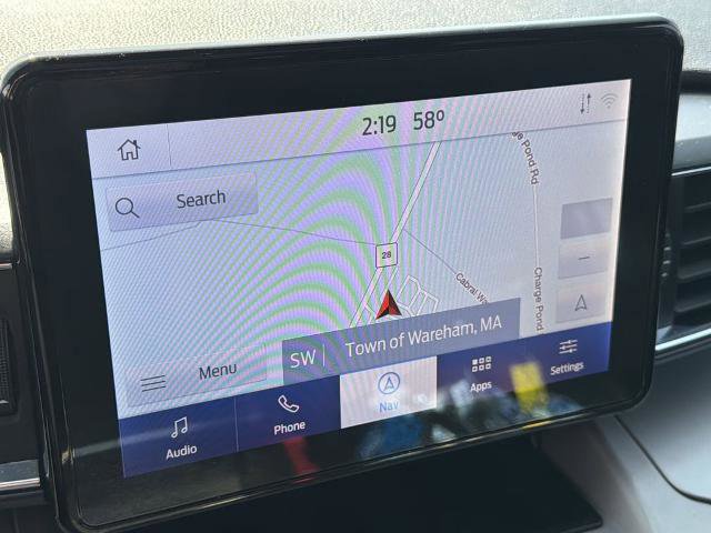 Certified 2022 Ford Explorer XLT w/ Equipment Group 202A image 15