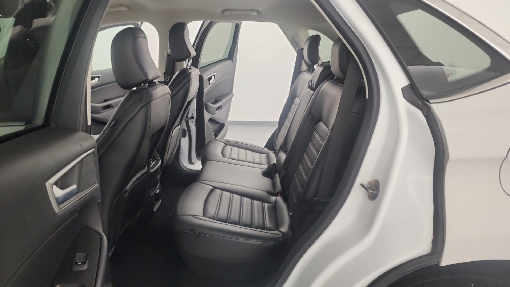 Certified 2024 Ford Edge SEL w/ Convenience Package AWD/4WD image 27