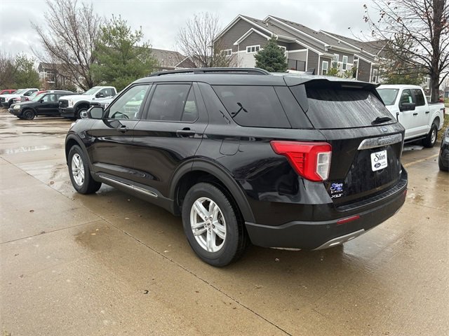 Certified 2023 Ford Explorer XLT w/ Equipment Group 202A image 7
