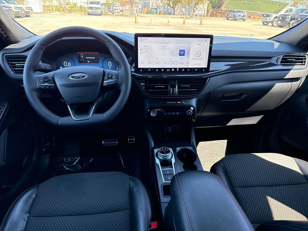 Certified 2023 Ford Escape ST-Line Select w/ Tech Pack #2 image 9