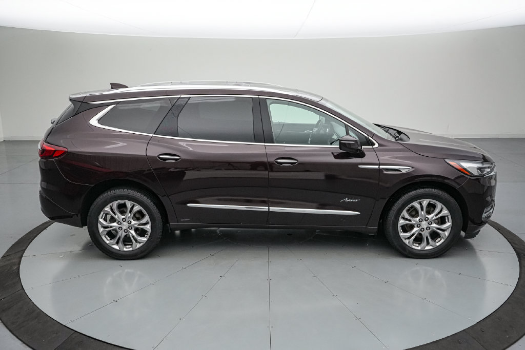 Used 2020 Buick Enclave Avenir w/ Avenir Technology Package AWD/4WD image 3