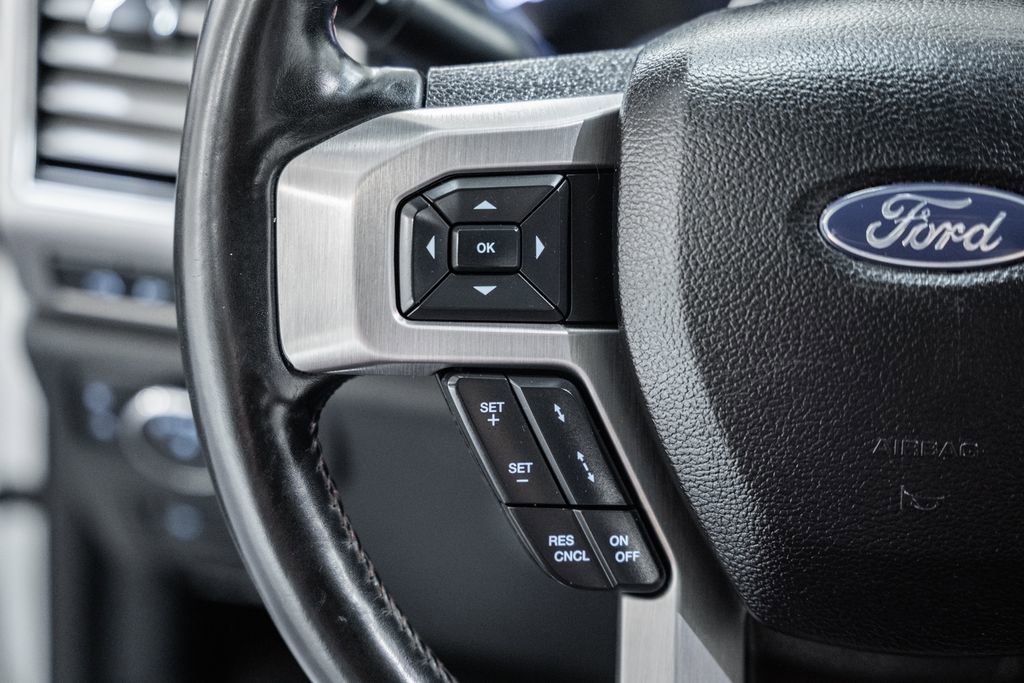 Certified 2020 Ford F350 Platinum w/ FX4 Off-Road Package image 39