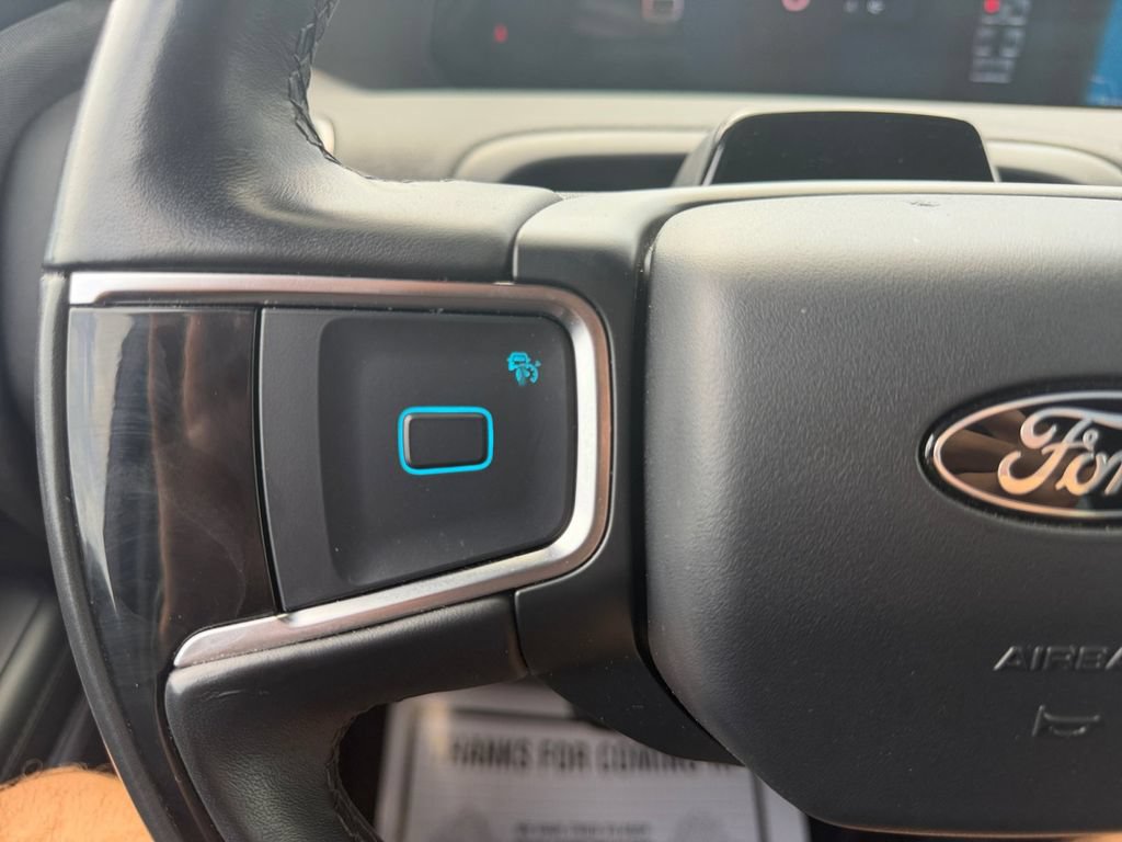 Certified 2025 Ford Expedition Tremor AWD/4WD image 37