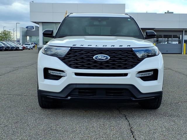 Certified 2024 Ford Explorer ST-Line w/ Class IV Trailer Tow Package AWD/4WD image 2