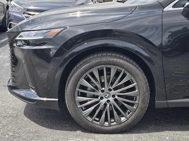 Used 2023 Lexus RX 350 FWD w/ Cold Area Package image 9