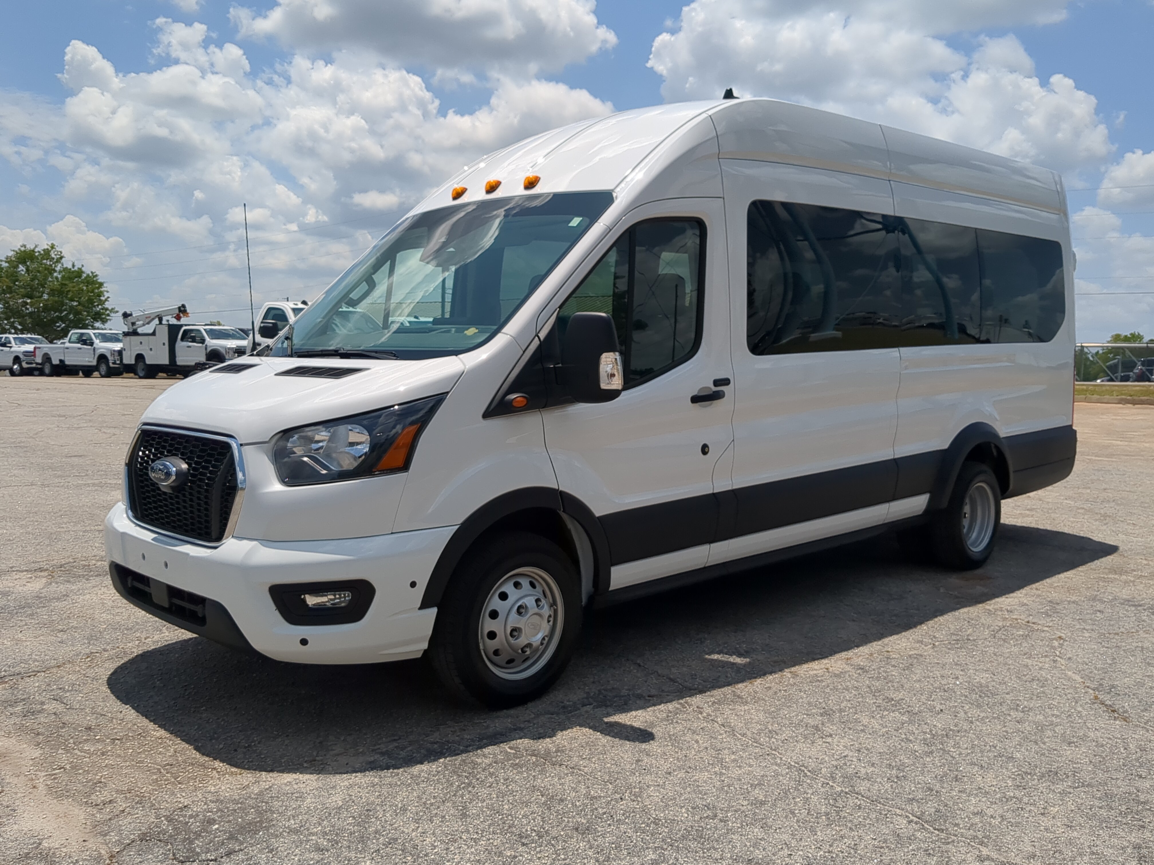 Certified 2025 Ford Transit 350 XLT RWD image 6