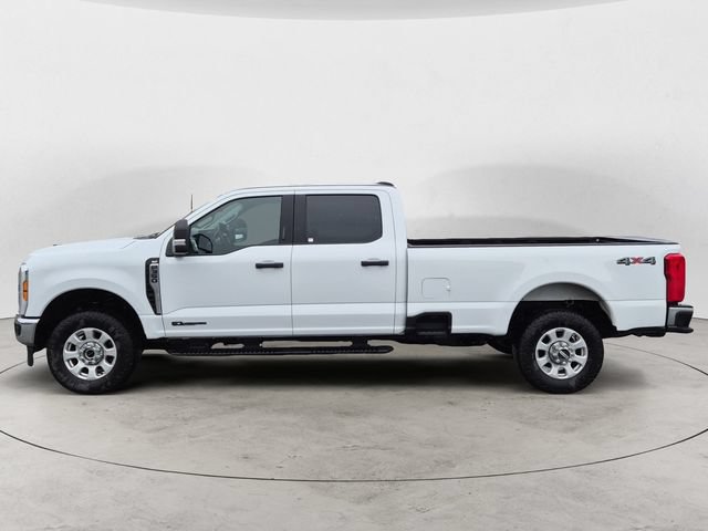Certified 2024 Ford F350 XLT AWD/4WD image 8
