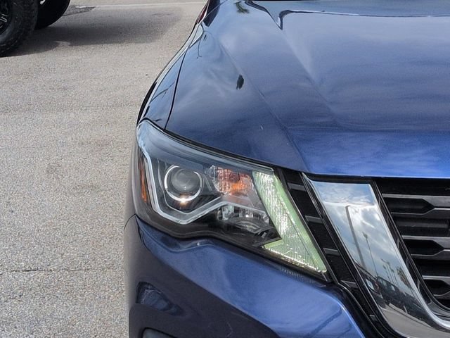 Used 2020 Nissan Pathfinder S AWD/4WD image 10