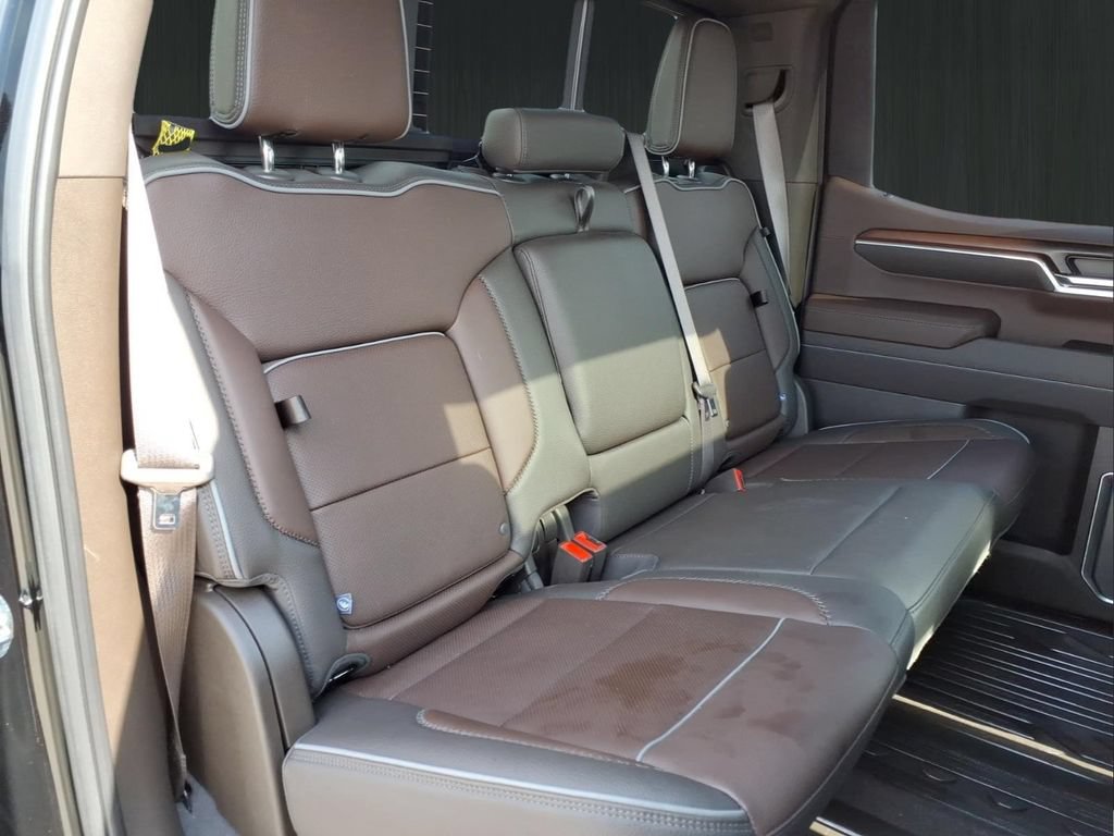 Used 2025 GMC Sierra 1500 Denali AWD/4WD image 14