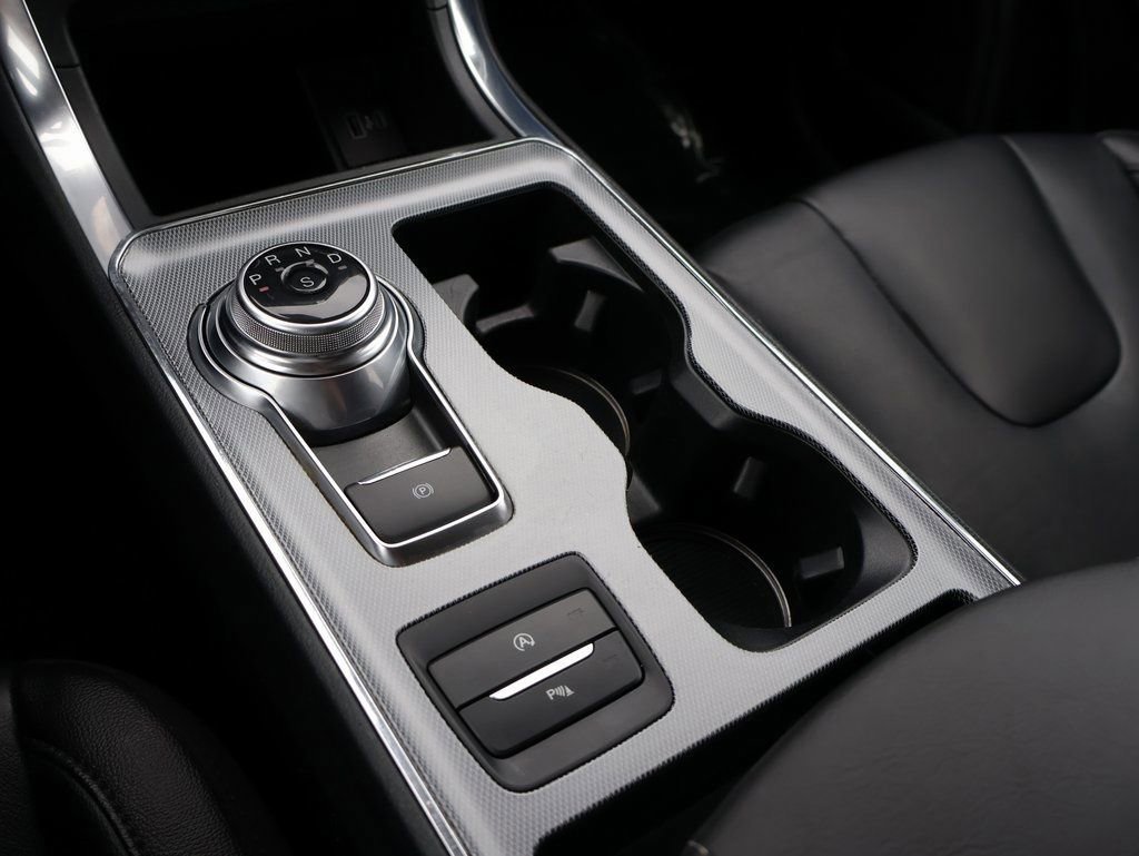 Certified 2022 Ford Edge Titanium image 39