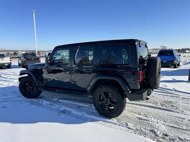 Used 2023 Jeep Wrangler Unlimited Sahara image 6