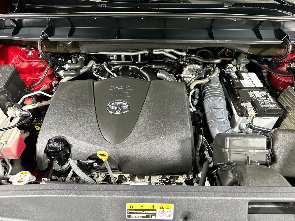 Used 2021 Toyota Highlander Limited AWD/4WD image 22