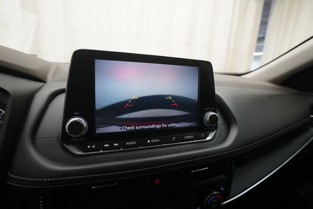 Used 2021 Nissan Rogue S AWD/4WD image 21