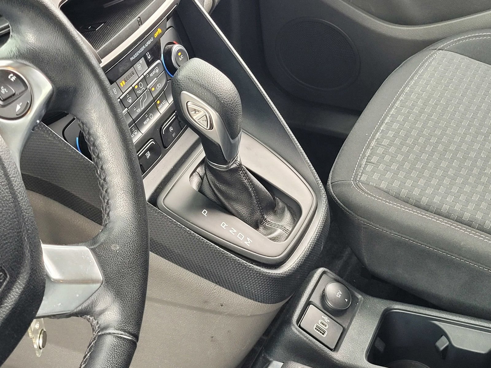 Certified 2023 Ford Transit Connect XLT FWD image 20
