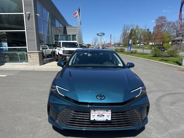 Used 2026 Toyota Camry XLE w/ Premium Package AWD/4WD image 3