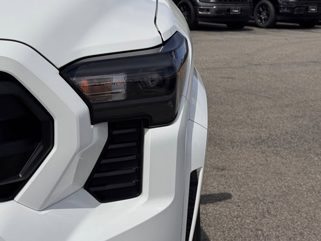 Used 2025 Toyota Tacoma SR5 image 8