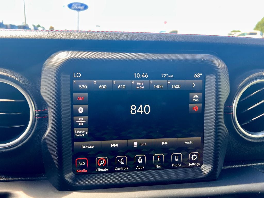 Used 2020 Jeep Gladiator Rubicon w/ Advanced Safety Group AWD/4WD image 21