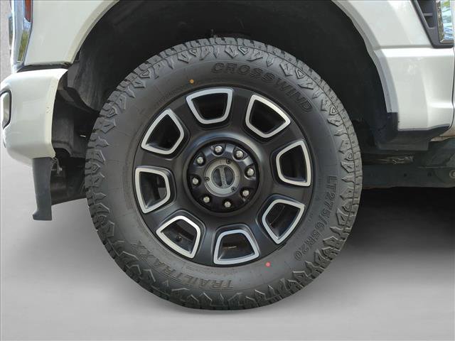 Certified 2024 Ford F250 Platinum w/ FX4 Off-Road Package image 14