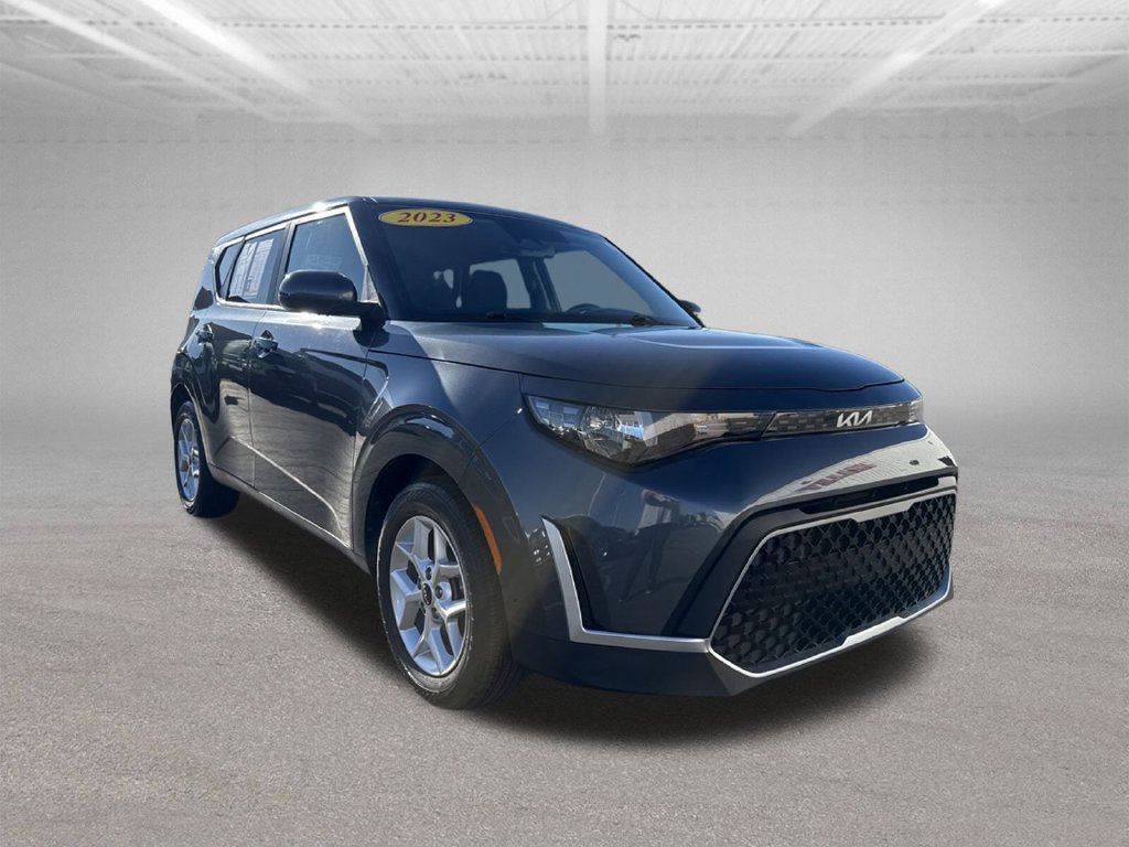 Used 2023 Kia Soul S FWD image 44