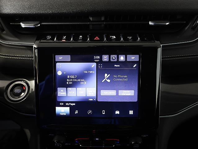 Used 2023 Jeep Grand Cherokee L Laredo image 15