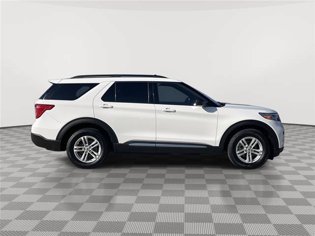 Certified 2020 Ford Explorer XLT w/ Comfort Package AWD/4WD image 6