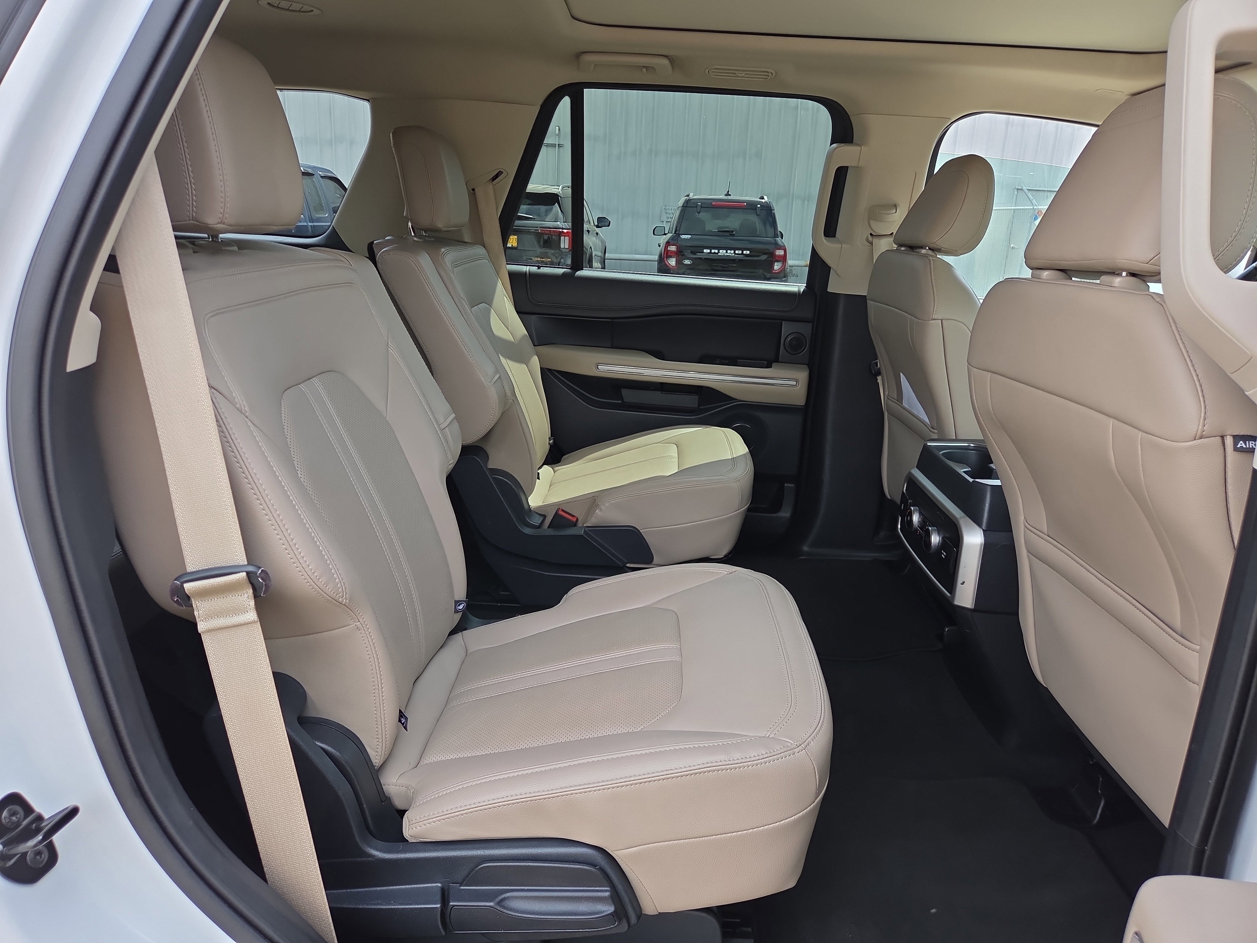 Certified 2024 Ford Expedition Limited RWD image 16