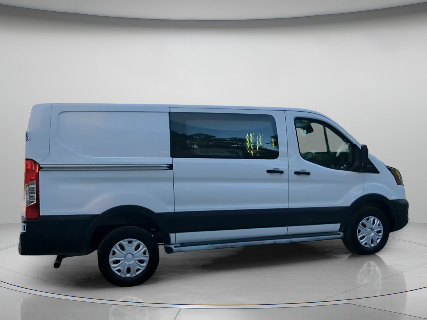Certified 2025 Ford Transit 250 Low Roof w/ Exterior Upgrade Package RWD image 30