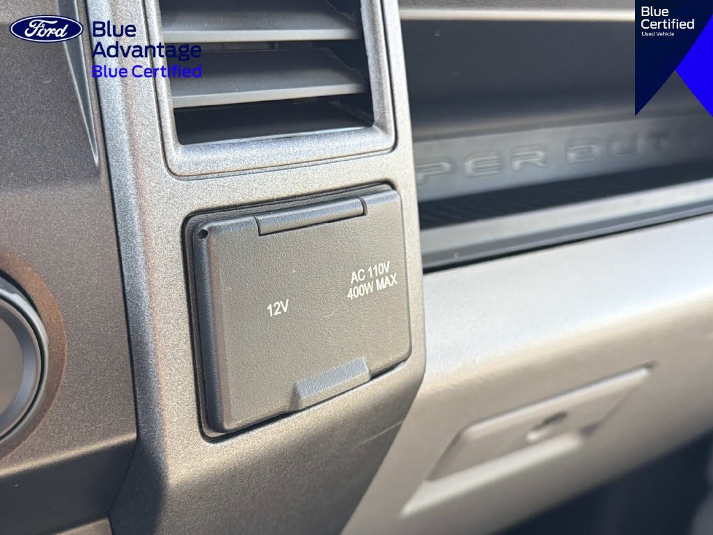 Certified 2022 Ford F550 Luxury RWD image 29