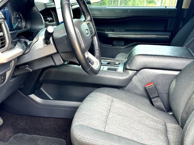 Certified 2022 Ford Expedition XLT RWD image 8