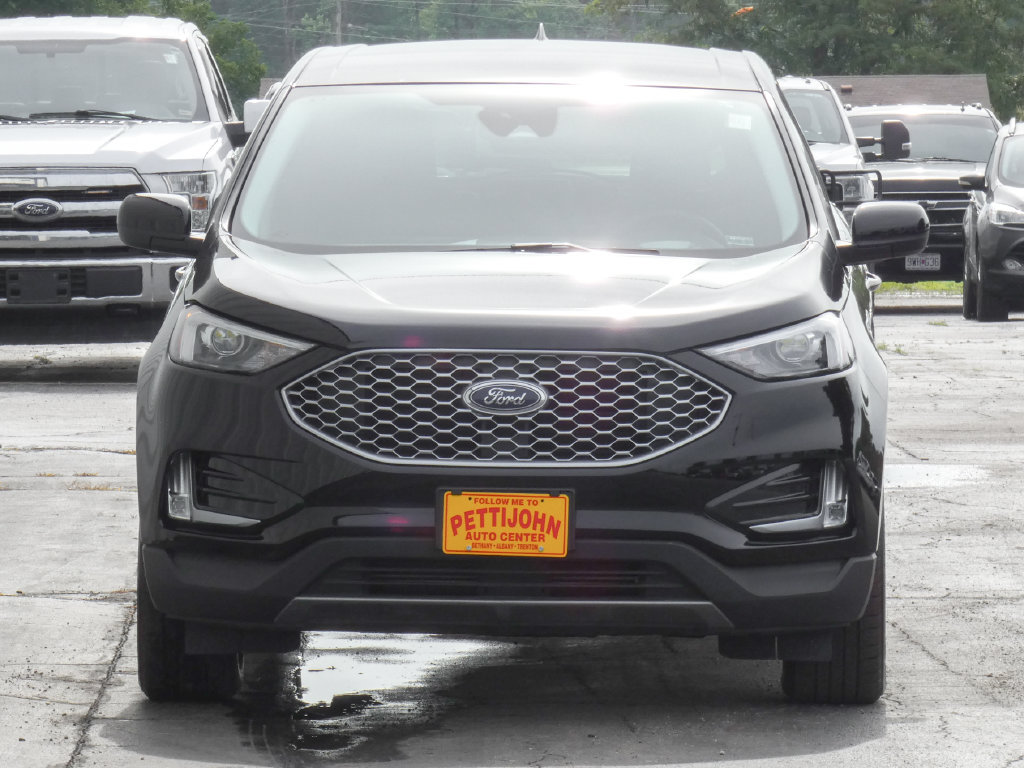 Certified 2024 Ford Edge SEL w/ Convenience Package AWD/4WD image 8